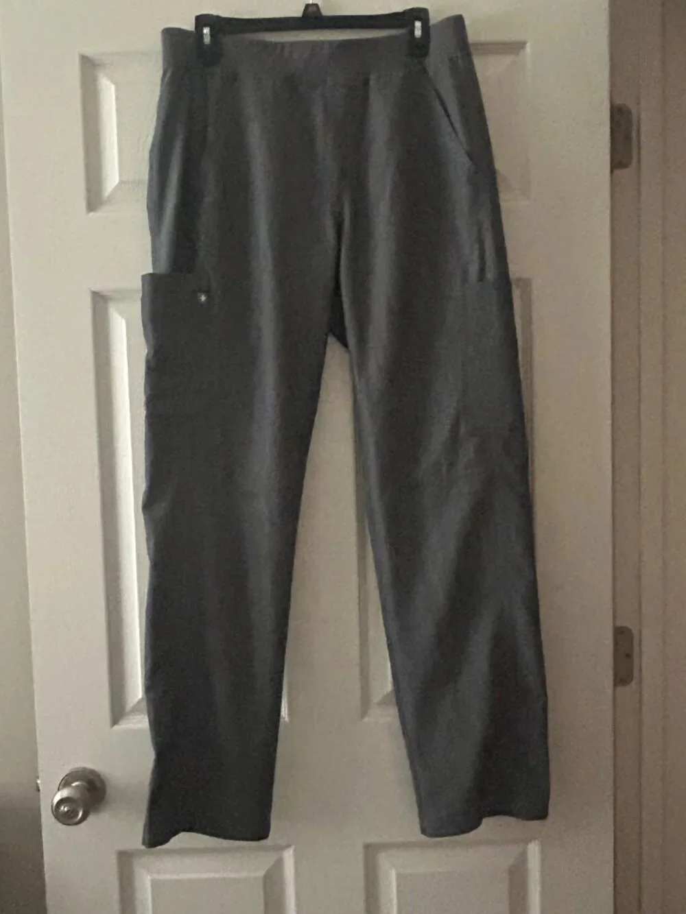 Figs Axim Straight-Leg Cargo Scrub Pant Mens Size Medium Medical Dental Vet